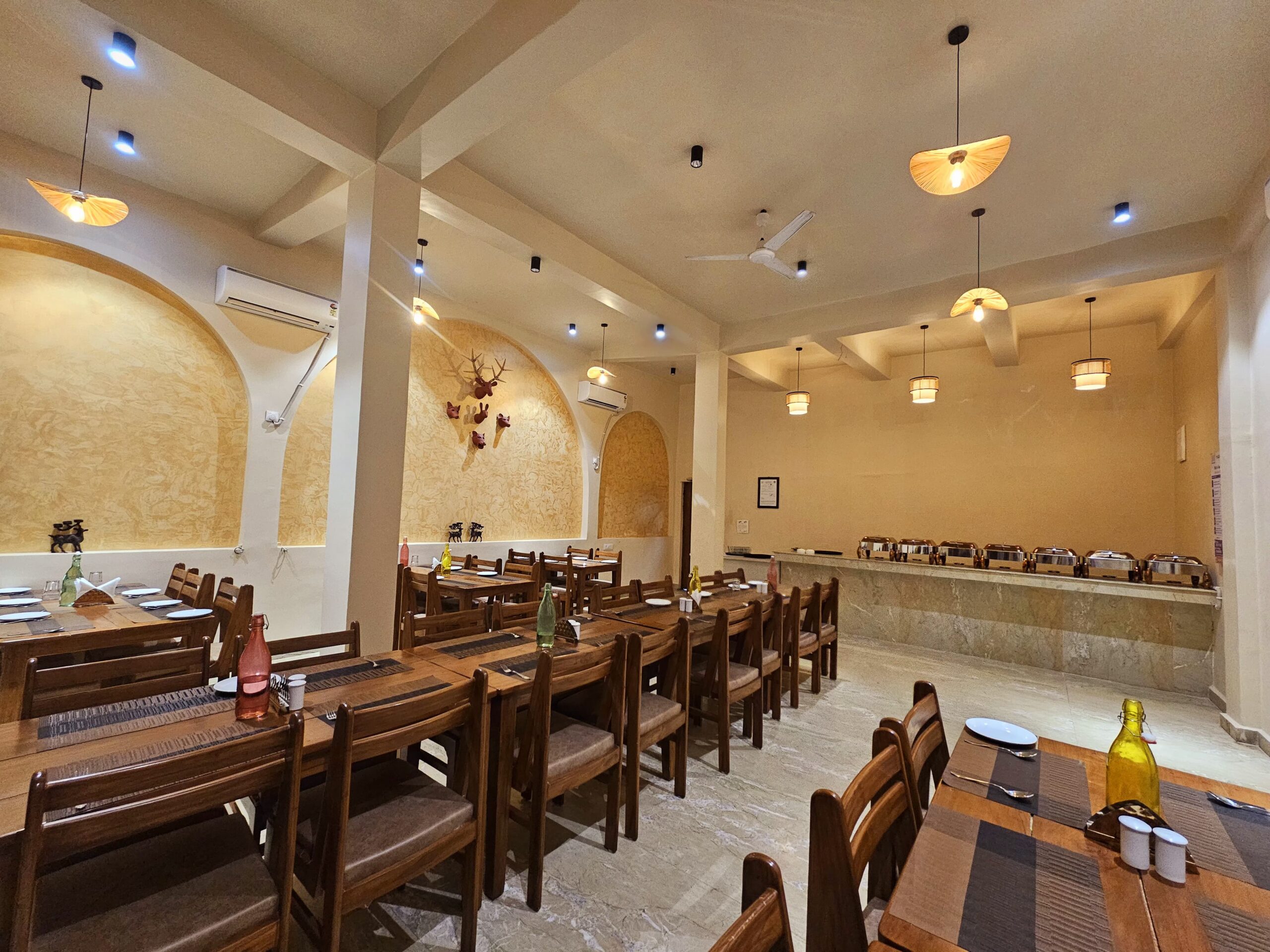 luxury jungle resort features